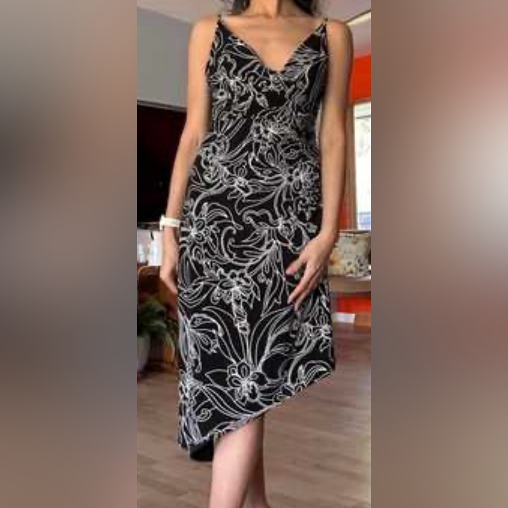 Laundry By Shelli Segal Black And White Asymmetrical Dress